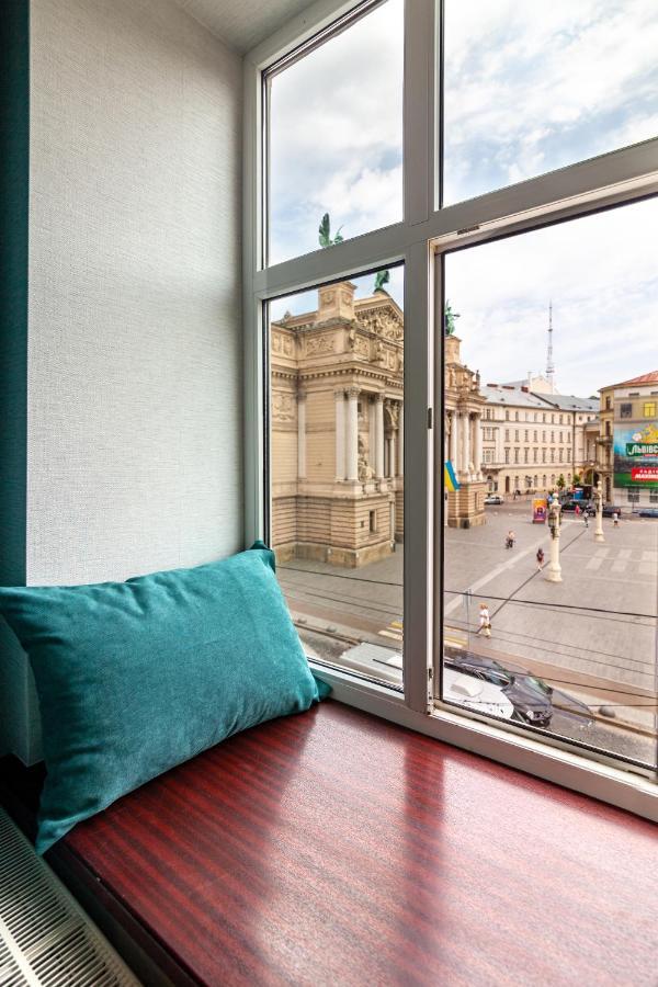 Alfa Apartments Svobody 39 Lviv Exteriör bild