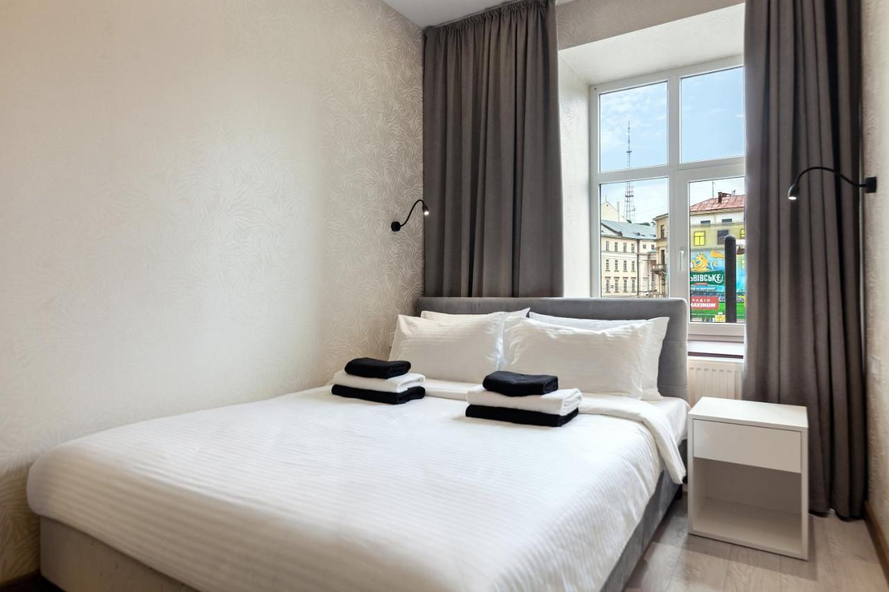 Alfa Apartments Svobody 39 Lviv Exteriör bild